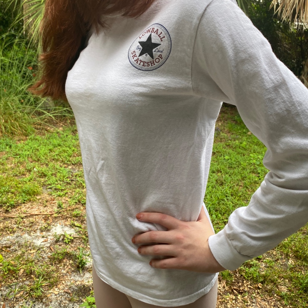 White skate shirt